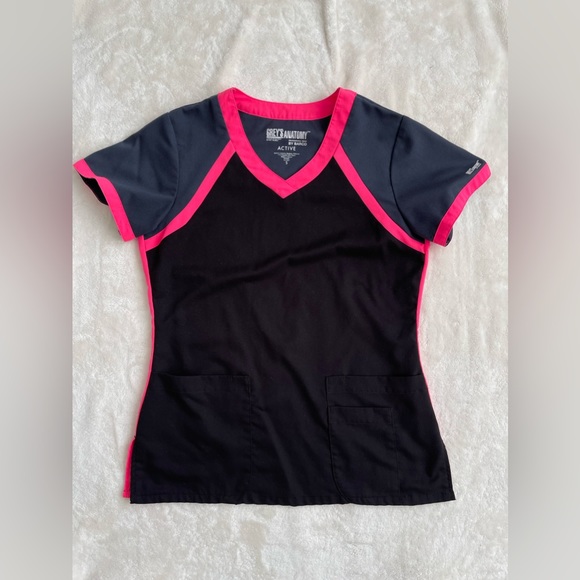Grey’s Anatomy Active Scrub Top Black/Pink SMALL - Picture 1 of 7